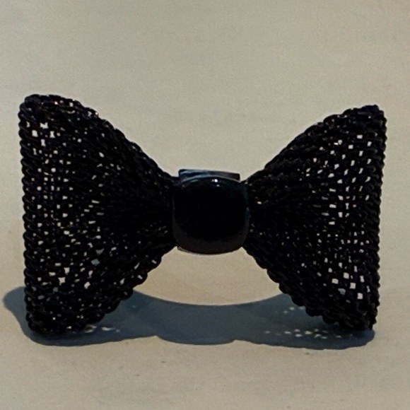 Black Mesh Bow Tie - Picture 1 of 3